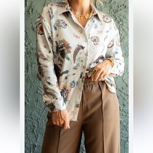 Charlie B printed satin button down blouse NWT